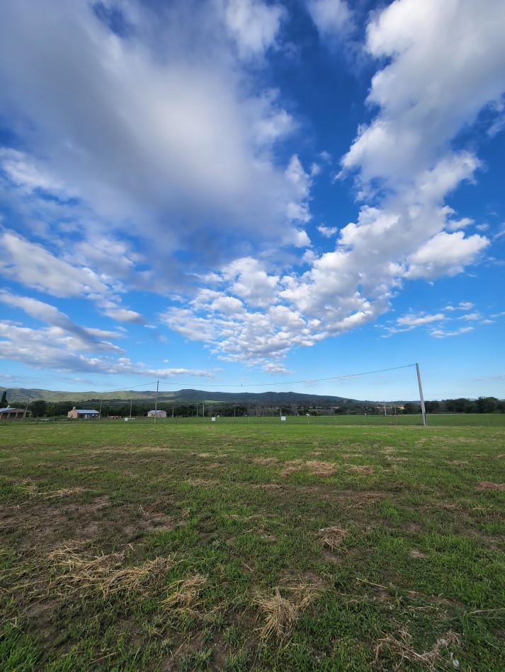 VENTA Excepcional loteocon vistas panoramicas a sierras y a metros del perilago. Excelente acceso! FINANCIAMOS
