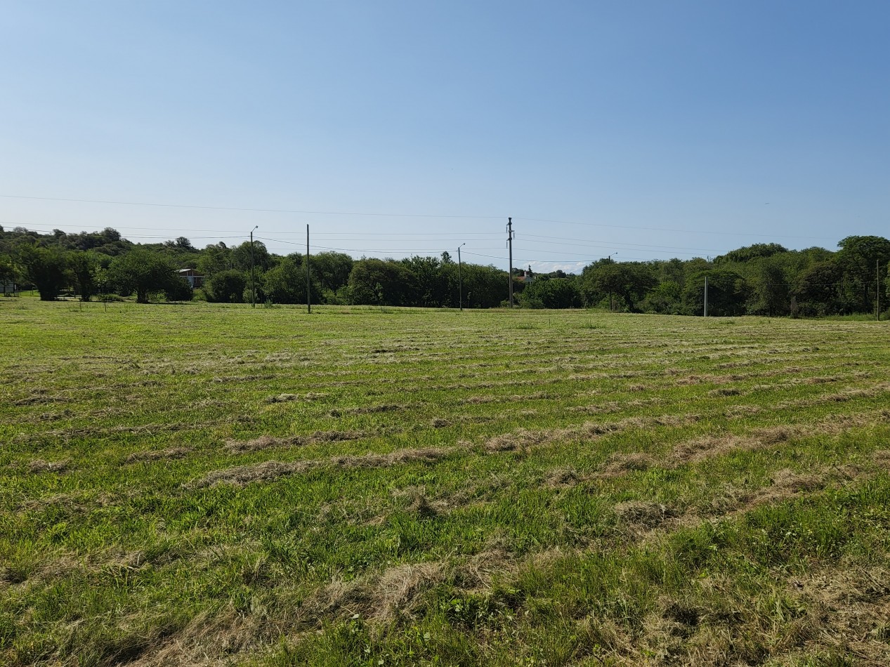 VENTA Excepcional loteo con costa de arroyo en el ingreso al pueblo Villa Amancay Calamuchita