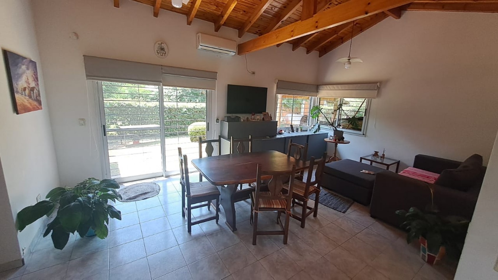 venta casa 4 ambientes 1 suite amplio parque Santa Rosa de Calamuchita