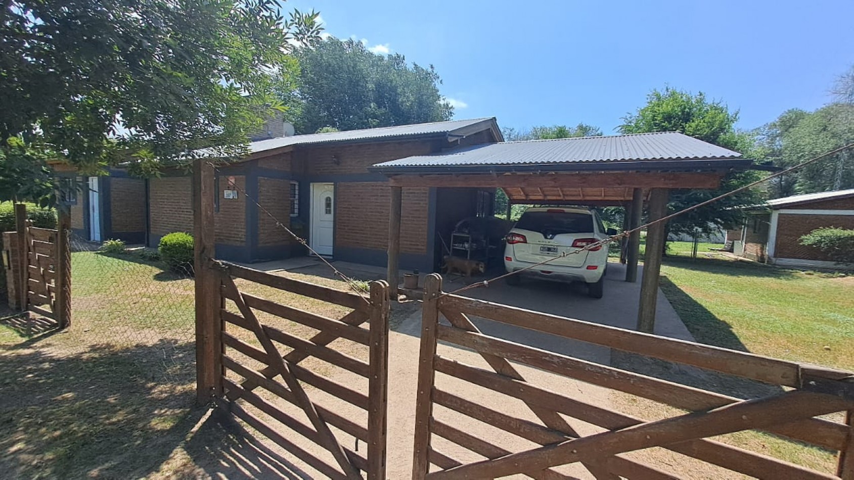 venta casa 4 ambientes 1 suite amplio parque Santa Rosa de Calamuchita