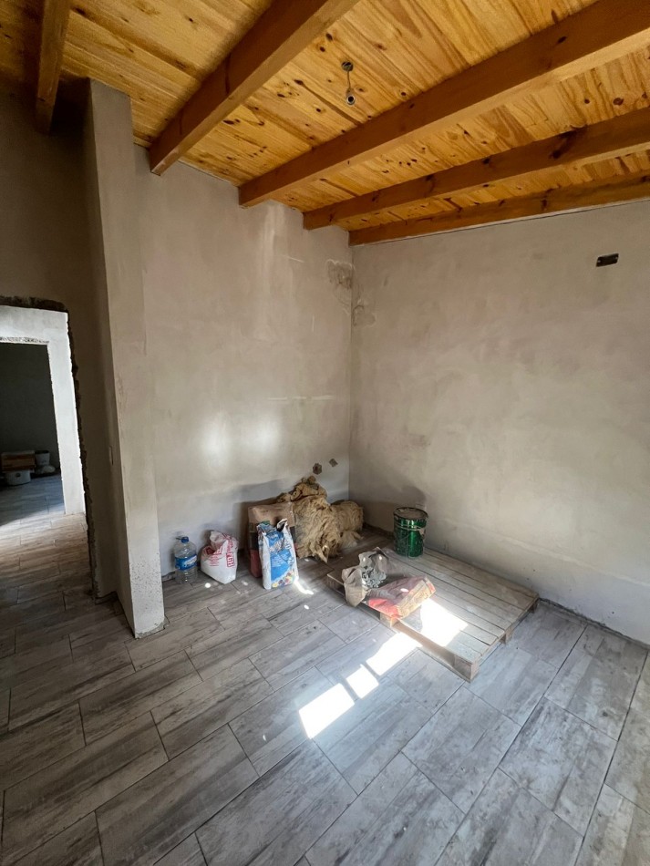 VENTA casa a terminar Santa Monica amplio parque 2 dormitorios Calamuchita ACEPTA VEHICULO