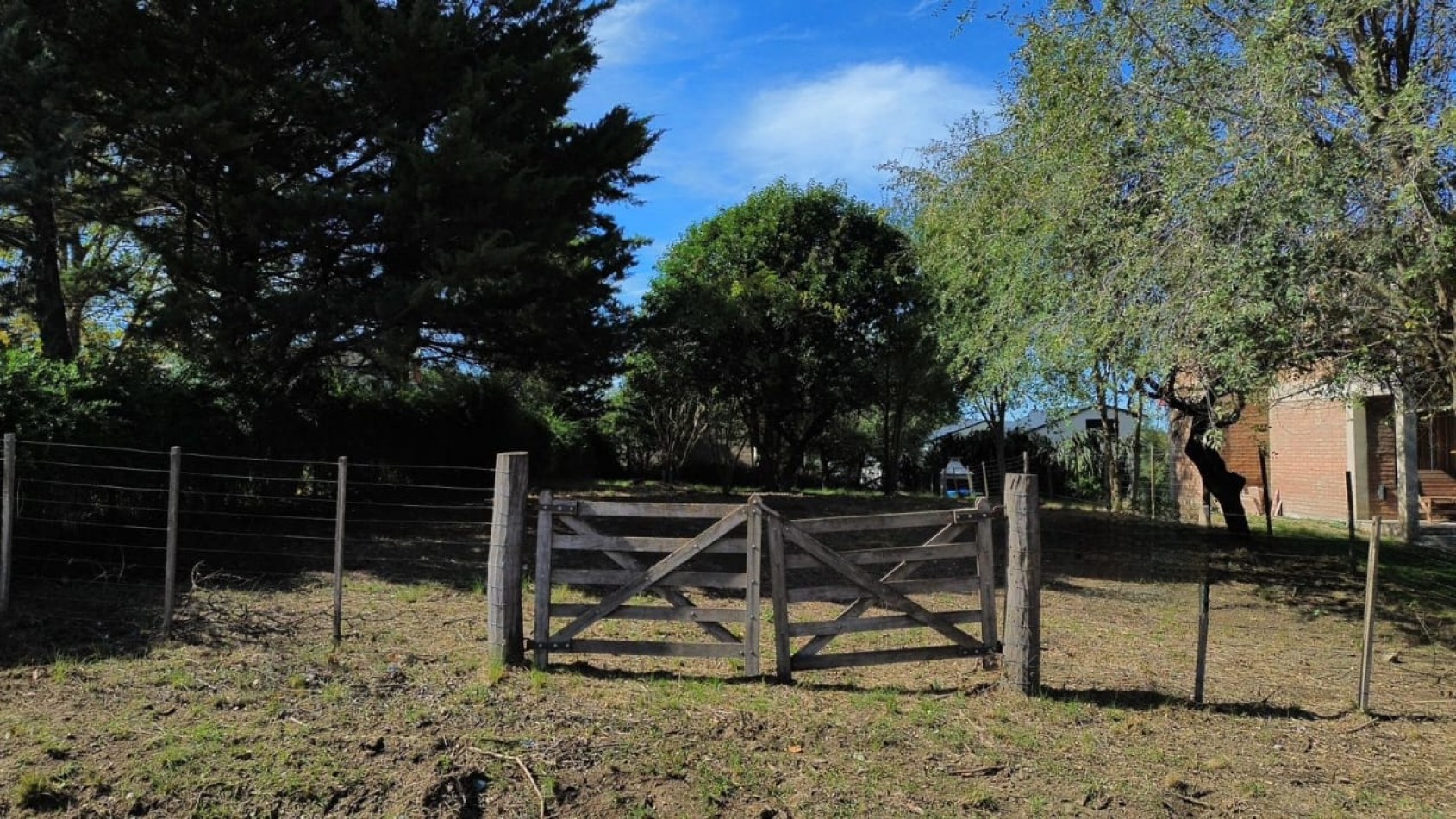 VENTA LOTE PROXIMO AL LAGO LUZ Y AGUA POTRERO DE GARAY