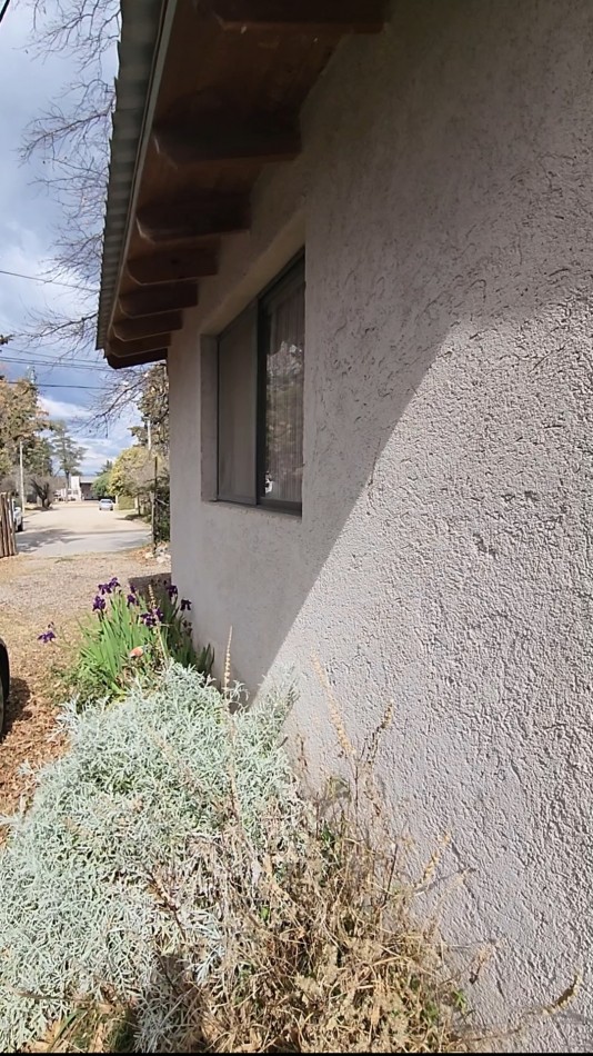 VENTA CASA 3 DORMITORIOS ZONA CENTRO VILLA GENERAL BELGRANO A 100 MTS DE LA TERMINAL