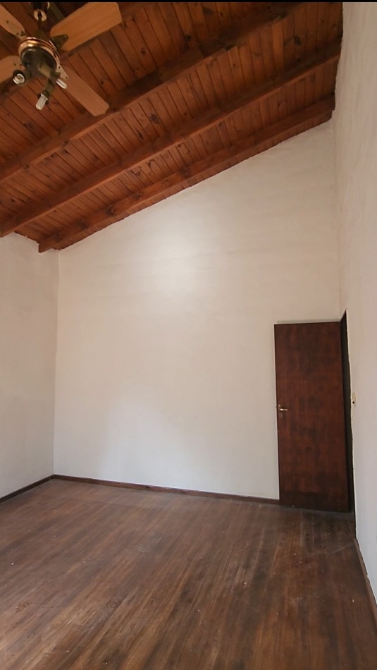 VENTA CASA 3 DORMITORIOS ZONA CENTRO VILLA GENERAL BELGRANO A 100 MTS DE LA TERMINAL