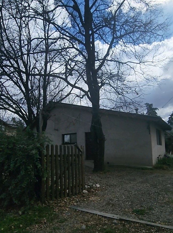 VENTA CASA 3 DORMITORIOS ZONA CENTRO VILLA GENERAL BELGRANO A 100 MTS DE LA TERMINAL