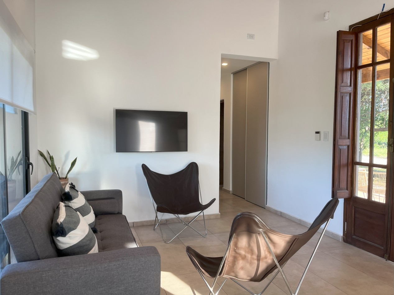 VENTA CASA MODERNA A ESTRENAR 2 DORMITORIOS PARQUE