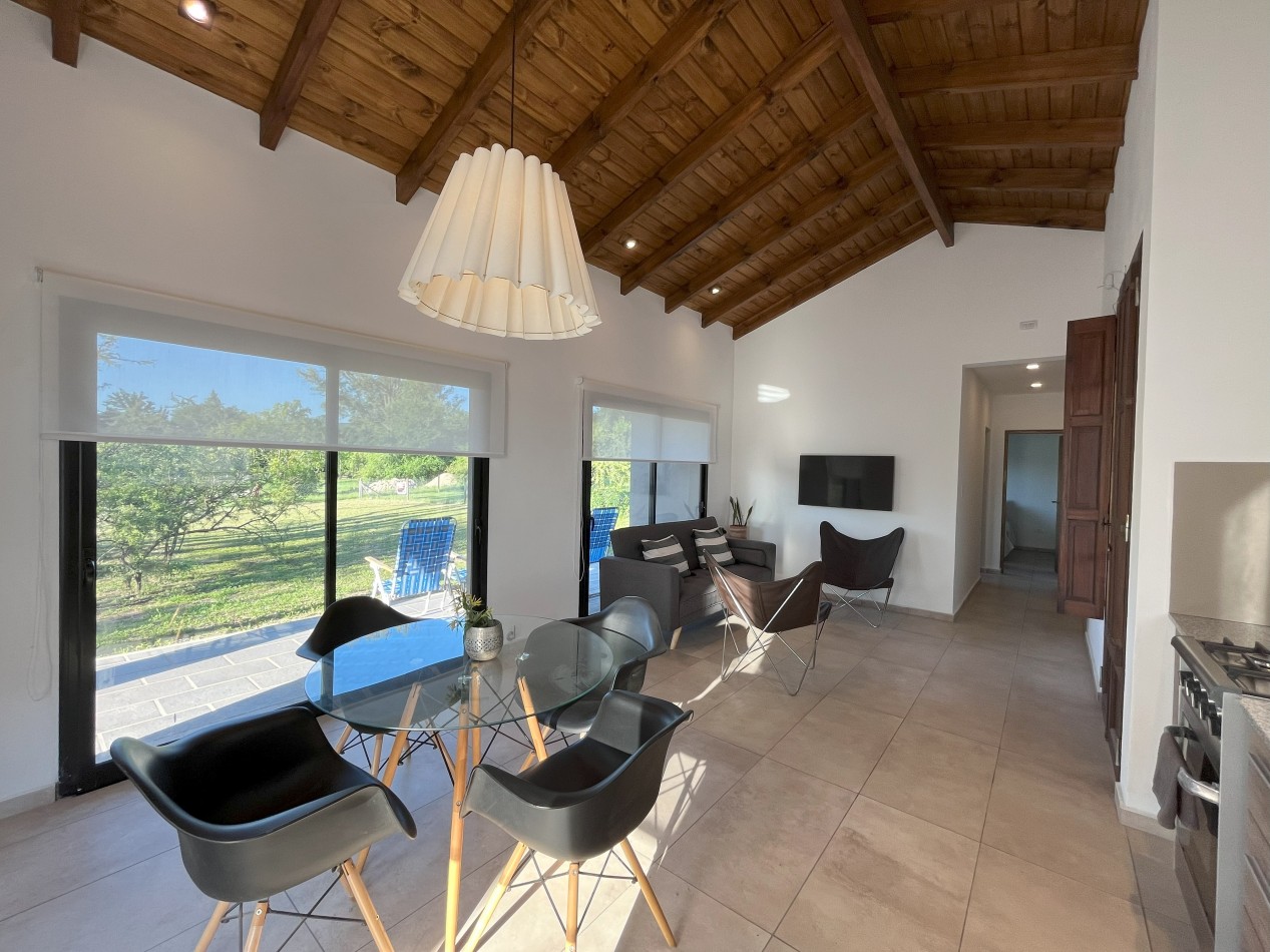 VENTA CASA MODERNA A ESTRENAR 2 DORMITORIOS PARQUE