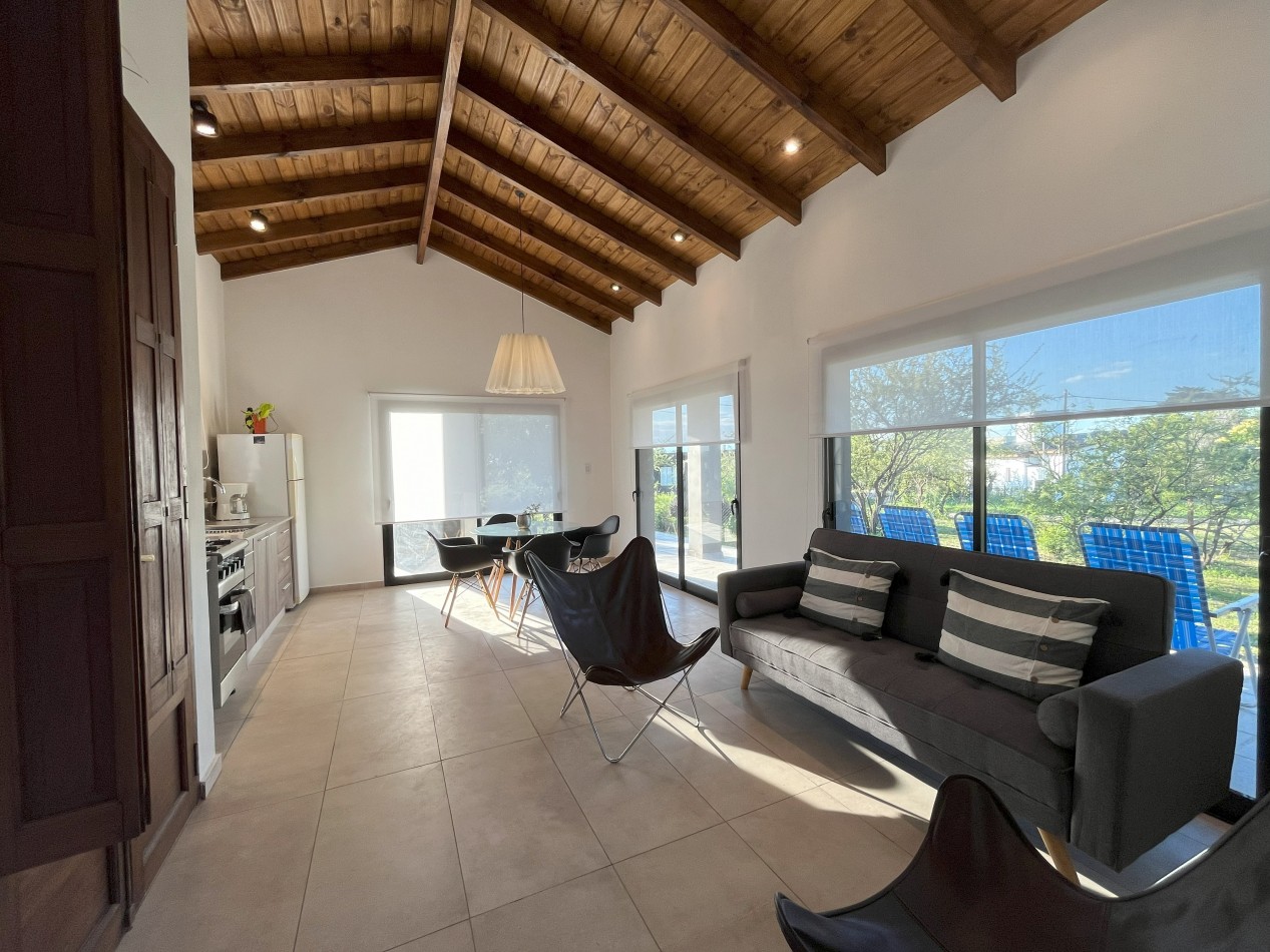 VENTA CASA MODERNA A ESTRENAR 2 DORMITORIOS PARQUE