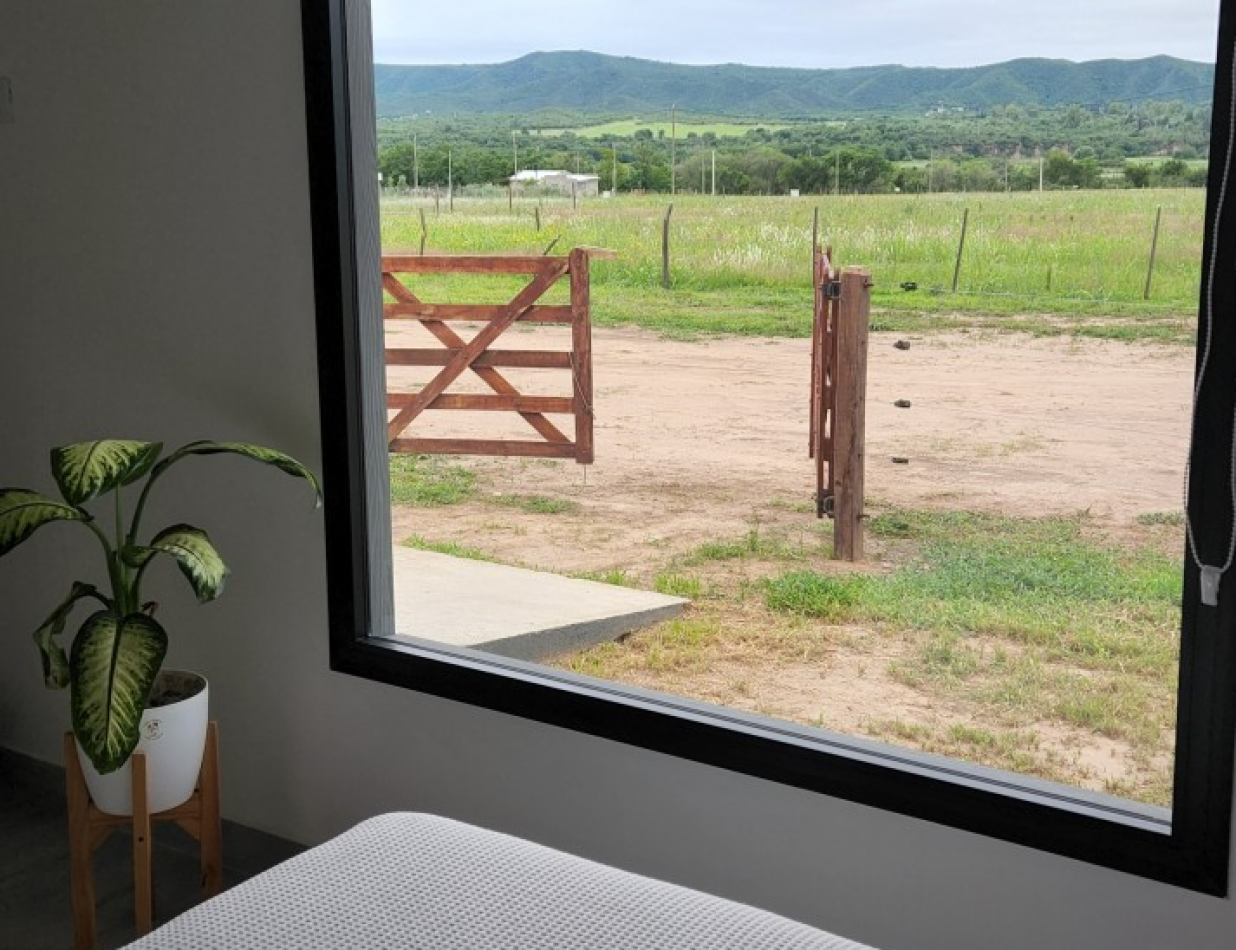 Casa a estrenar imponente vista a sierras muy proximo a perilago