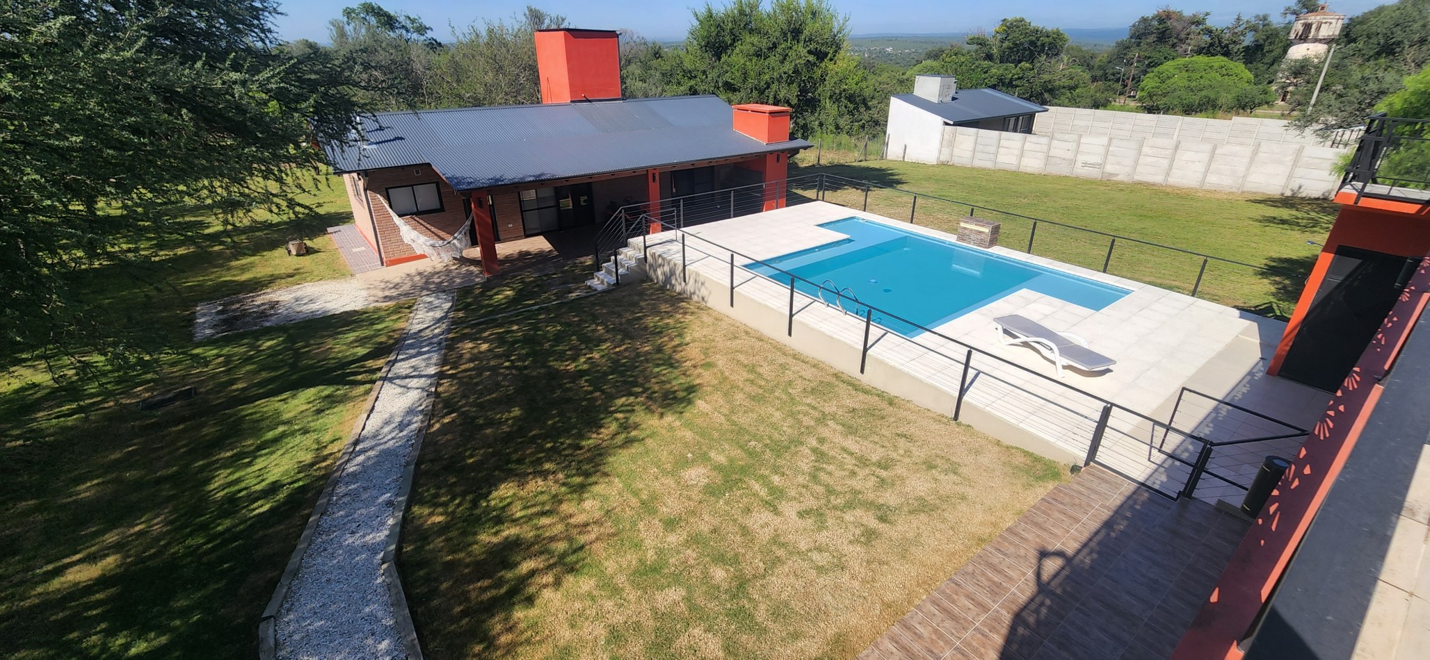Venta Dos casas piscina amplio parque impomente vista a sierras