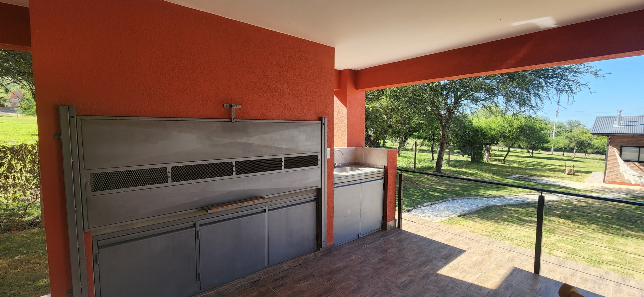 Venta Dos casas piscina amplio parque impomente vista a sierras