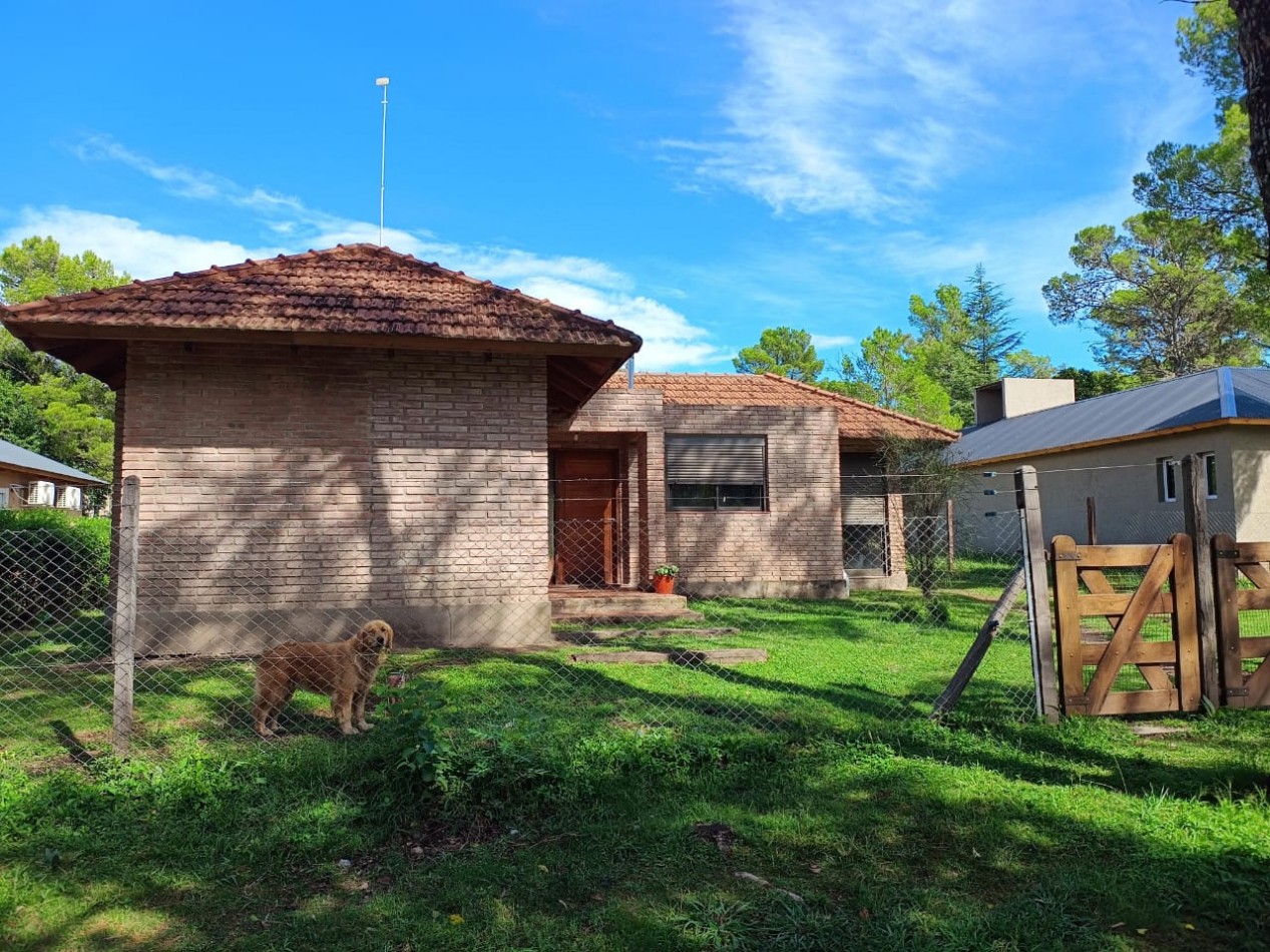 VENTA CASA 3 DORMITORIOS GAS NATURAL VILLA GRAL BELGRANO CALAMUCHITA