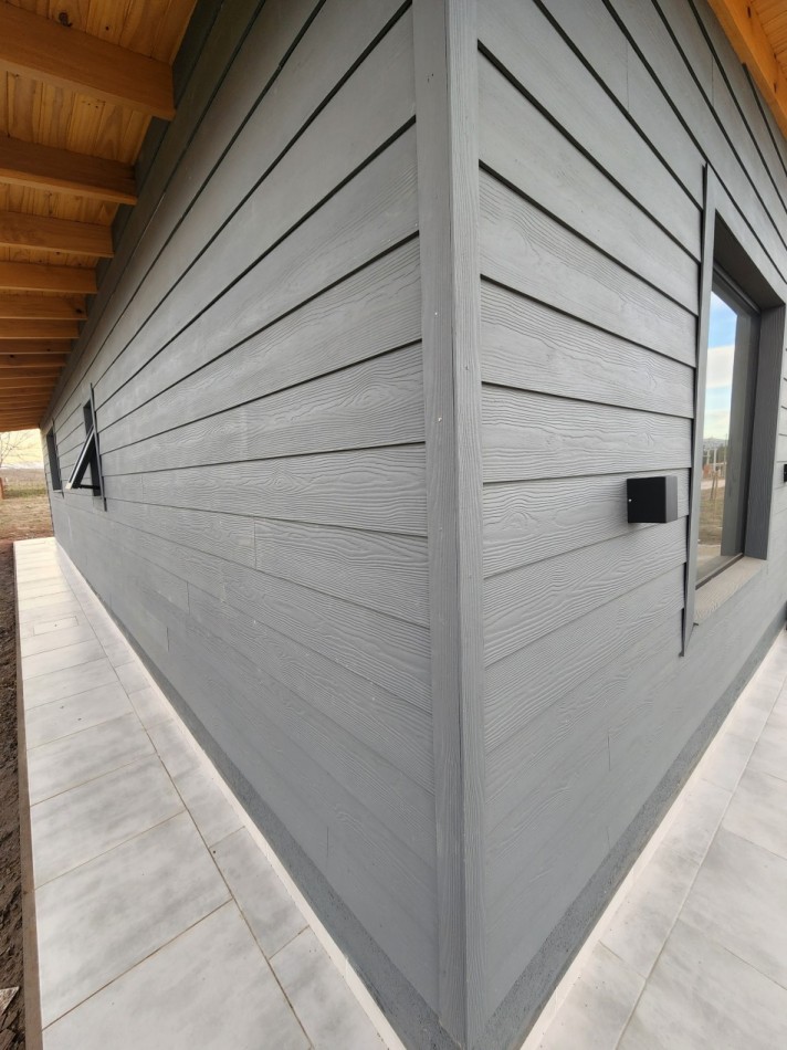 Casa a estrenar imponente vista a sierras muy proximo a perilago