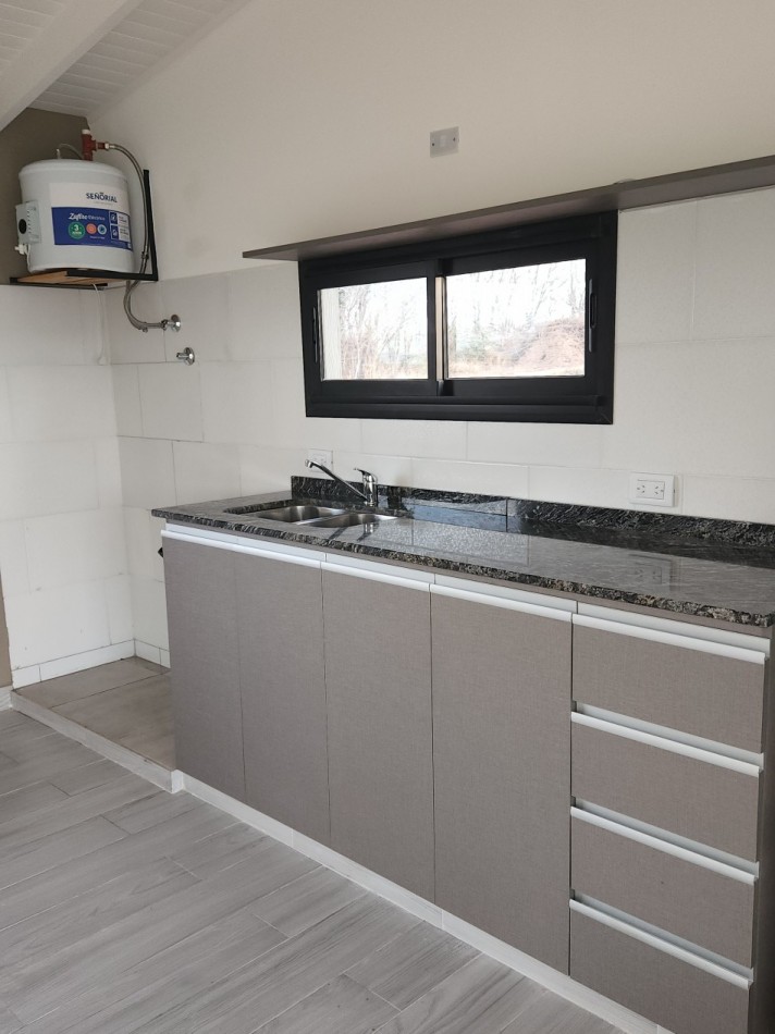 Casa a estrenar imponente vista a sierras muy proximo a perilago