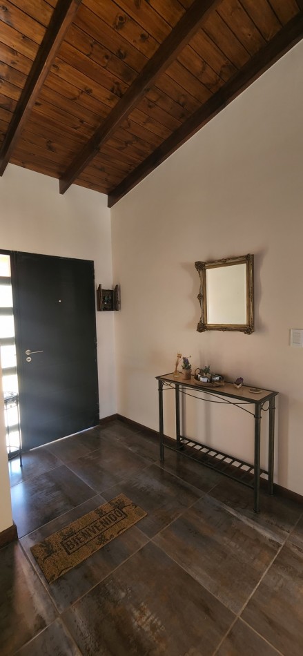 Venta Dos casas piscina amplio parque impomente vista a sierras