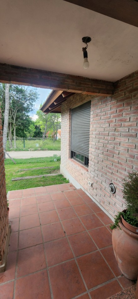 VENTA CASA 3 DORMITORIOS GAS NATURAL VILLA GRAL BELGRANO CALAMUCHITA