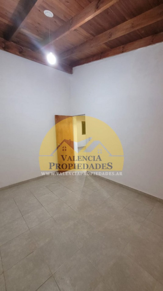 Casa a estrenar 3 ambientes balcon aterrazado y parrilla con amplia vista El Torreon