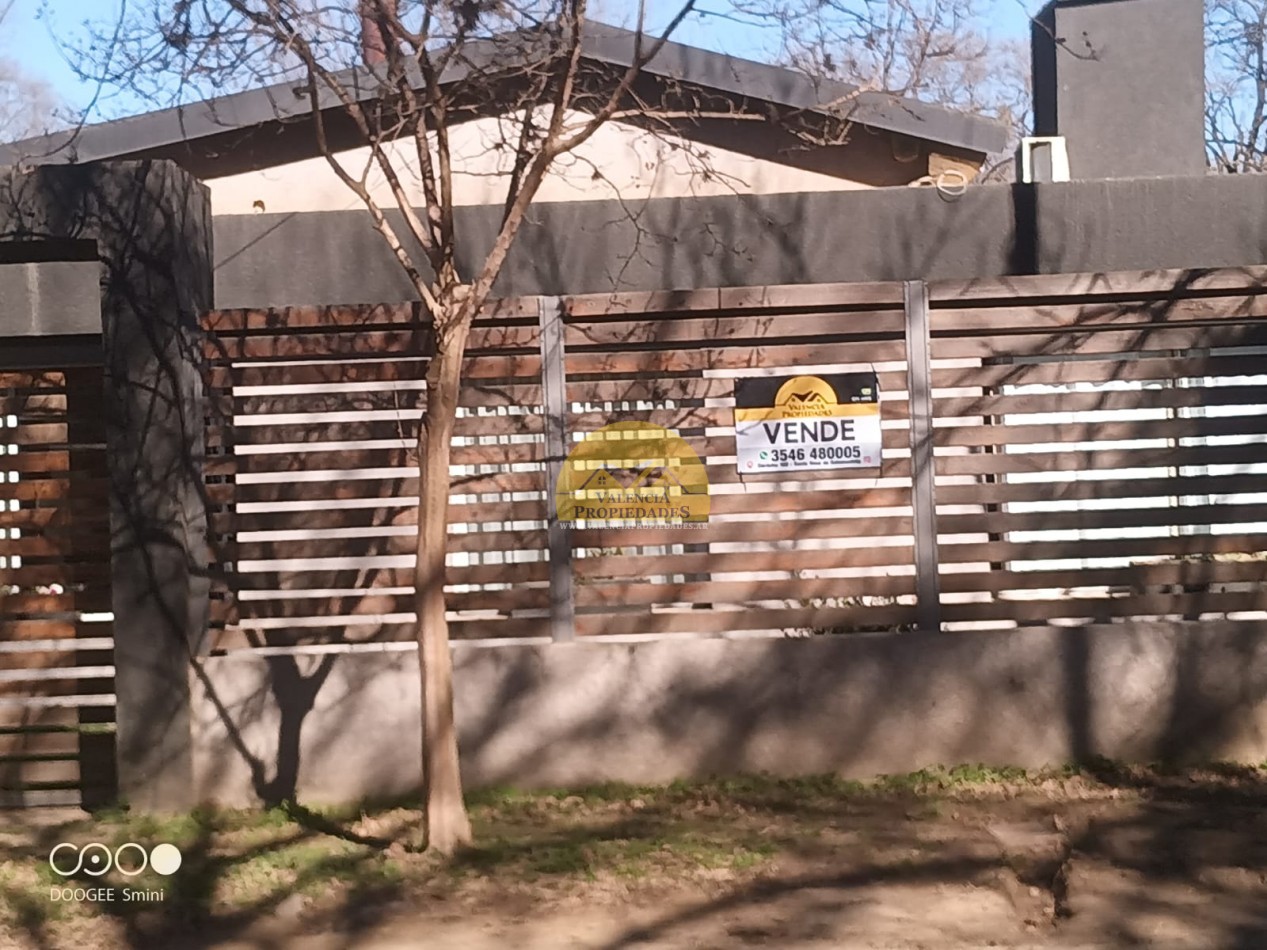 VENTA CASA 2 DORMITORIOS QUINCHO PISCINA CON COSTA A RIO SANTA ROSA CALAMUCHITA