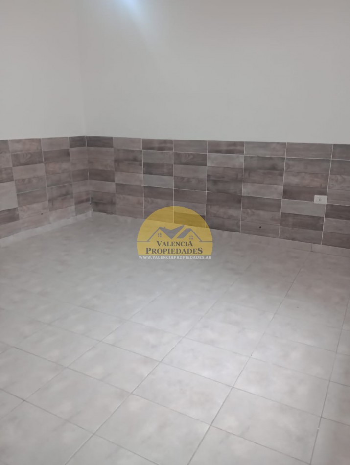ALQUILER PERMANENTE 3 AMBIENTES FRENTE A HOSPITAL MISERICORDIA GUEMES IDEAL ESTUDIANTES PH CON PATIO