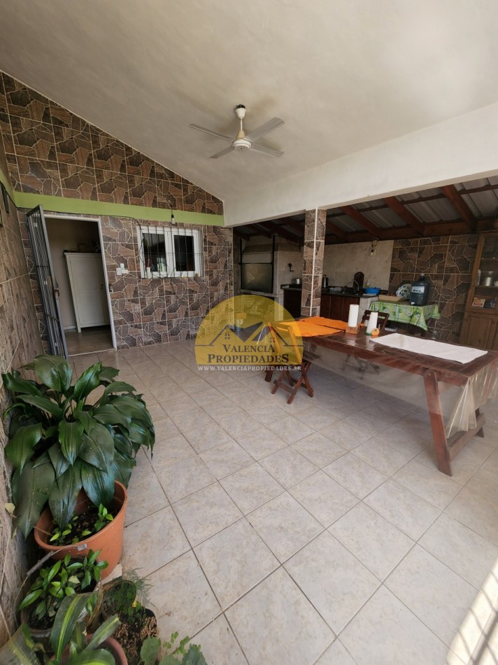 VENTA CASA 2 DORMITORIOS AMPLIO PARQUE CON FRUTALES SANTA ROSA DE CALAMUCHITA