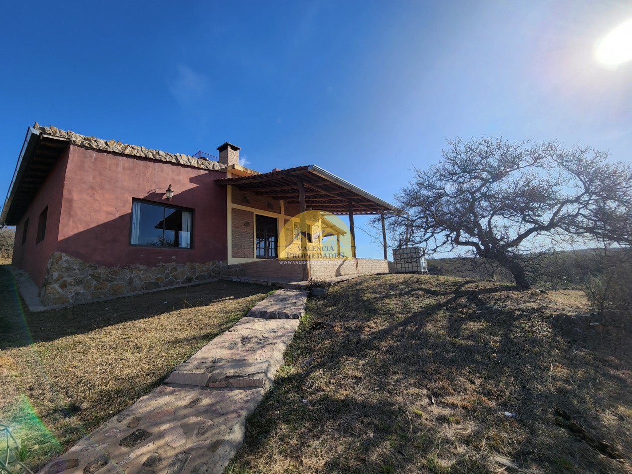 VENTA CASA DE CAMPO EN LOTE DE 6000 METROS HERMOSA VISTA Y ENTORNO SANTA MONICA SANTA ROSA DE CALAMUCHITA