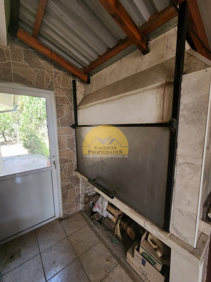 VENTA CASA 2 DORMITORIOS AMPLIO PARQUE CON FRUTALES SANTA ROSA DE CALAMUCHITA