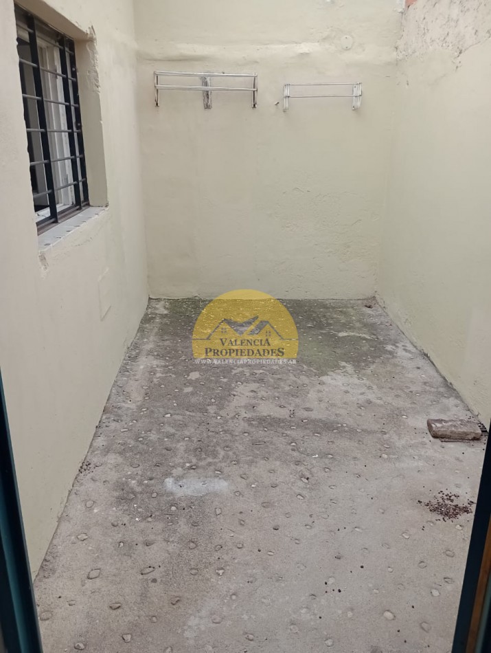 ALQUILER PERMANENTE 3 AMBIENTES FRENTE A HOSPITAL MISERICORDIA GUEMES IDEAL ESTUDIANTES PH CON PATIO