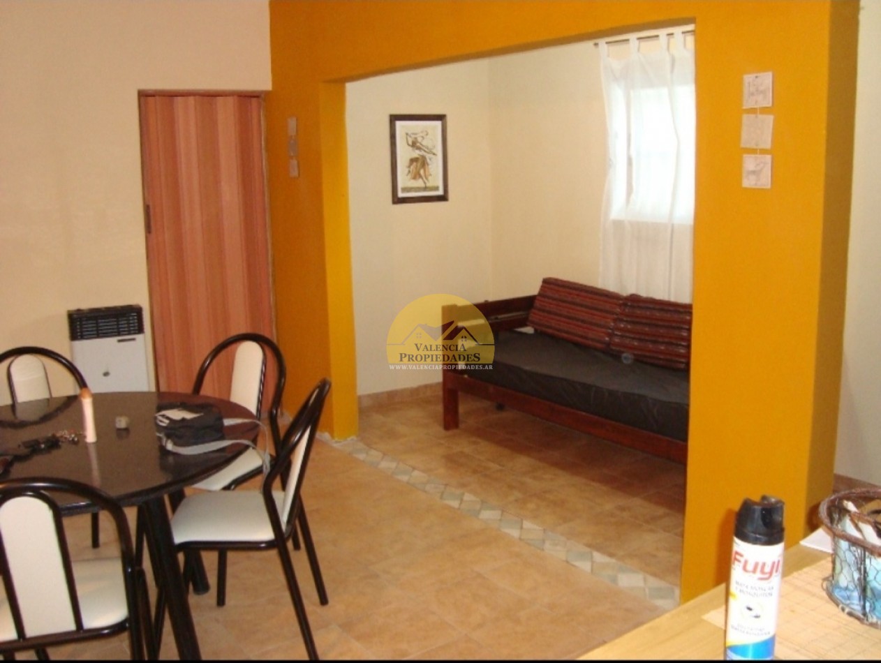 Venta casa 2 dormitorios con garage parque y piscina a metros rio Santa Rosa Calamuchita