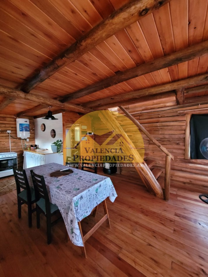VENTA CABAÑA DE TRONCOS CALAMUCHITA