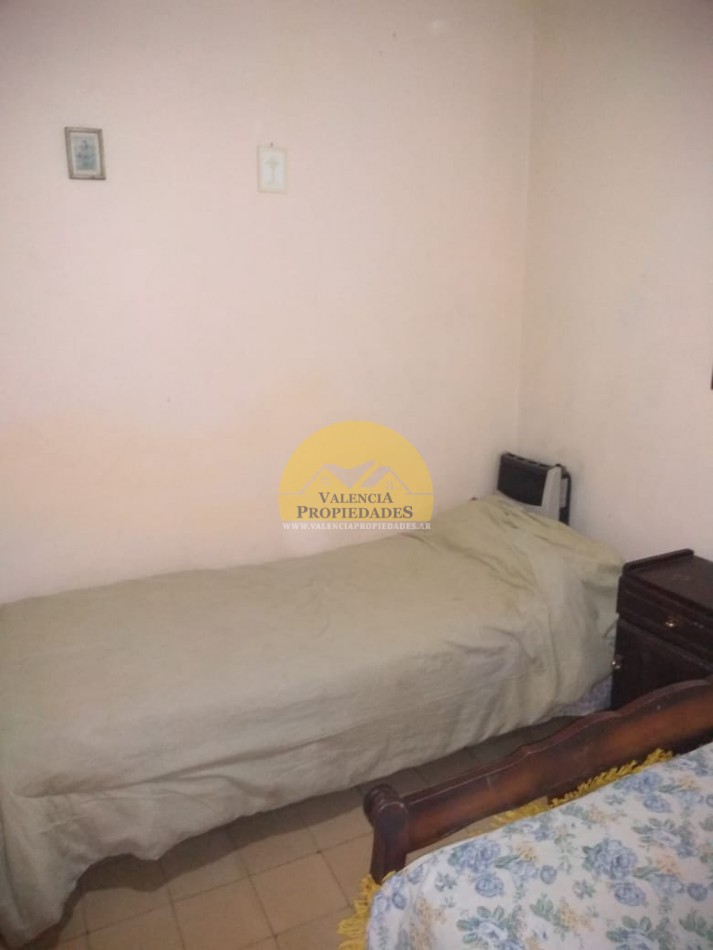Dos casas independientes sobre la costanera del Rio Santa Rosa en inmejorable ubicacion!
