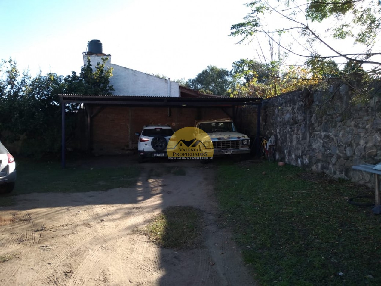 Dos casas independientes sobre la costanera del Rio Santa Rosa en inmejorable ubicacion!