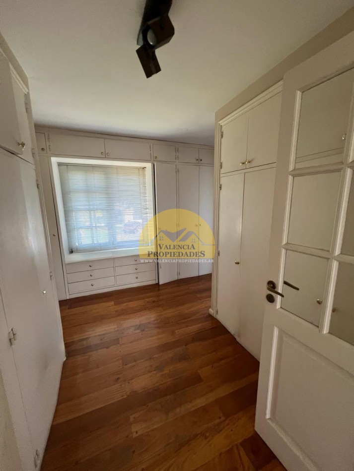 VENTA CASA 4 DORM COUNTRY JOCKEY CLUB CORDOBA