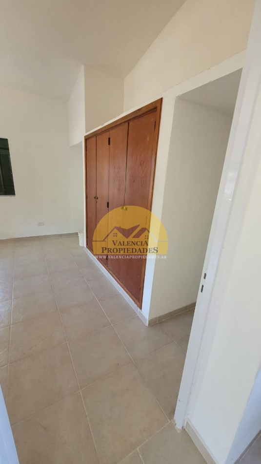 CASA RECICLADA A NUEVO 2 AMBIENTES VILLA RUMIPAL