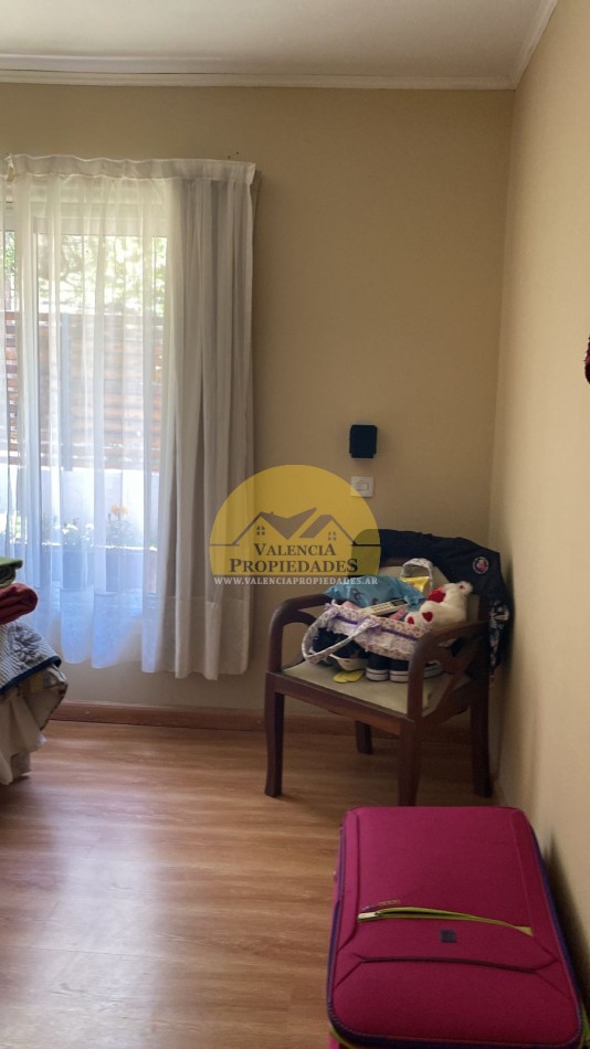 VENTA CASA 2 DORMITORIOS QUINCHO PISCINA CON COSTA A RIO SANTA ROSA CALAMUCHITA