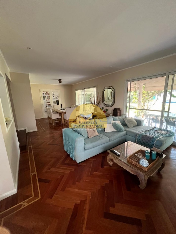 VENTA CASA 4 DORM COUNTRY JOCKEY CLUB CORDOBA