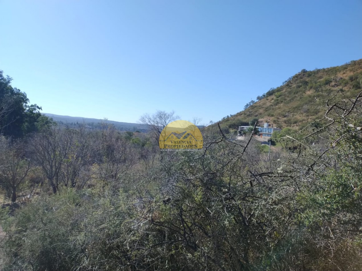 VENTA LOTE CON VISTA PANORAMICA EN VILLA DEL DIQUE