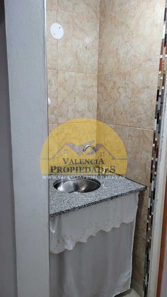 Casa a estrenar 3 ambientes balcon aterrazado y parrilla con amplia vista El Torreon