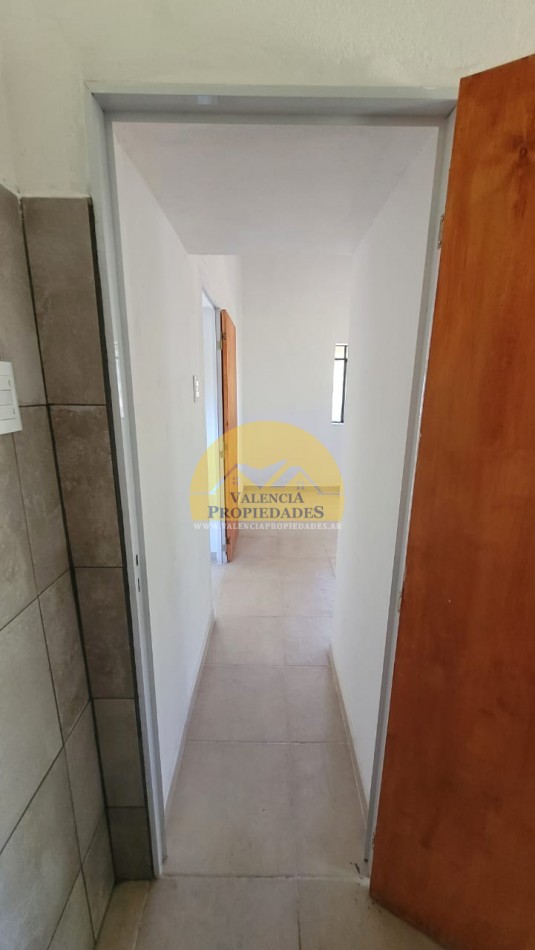 CASA RECICLADA A NUEVO 2 AMBIENTES VILLA RUMIPAL