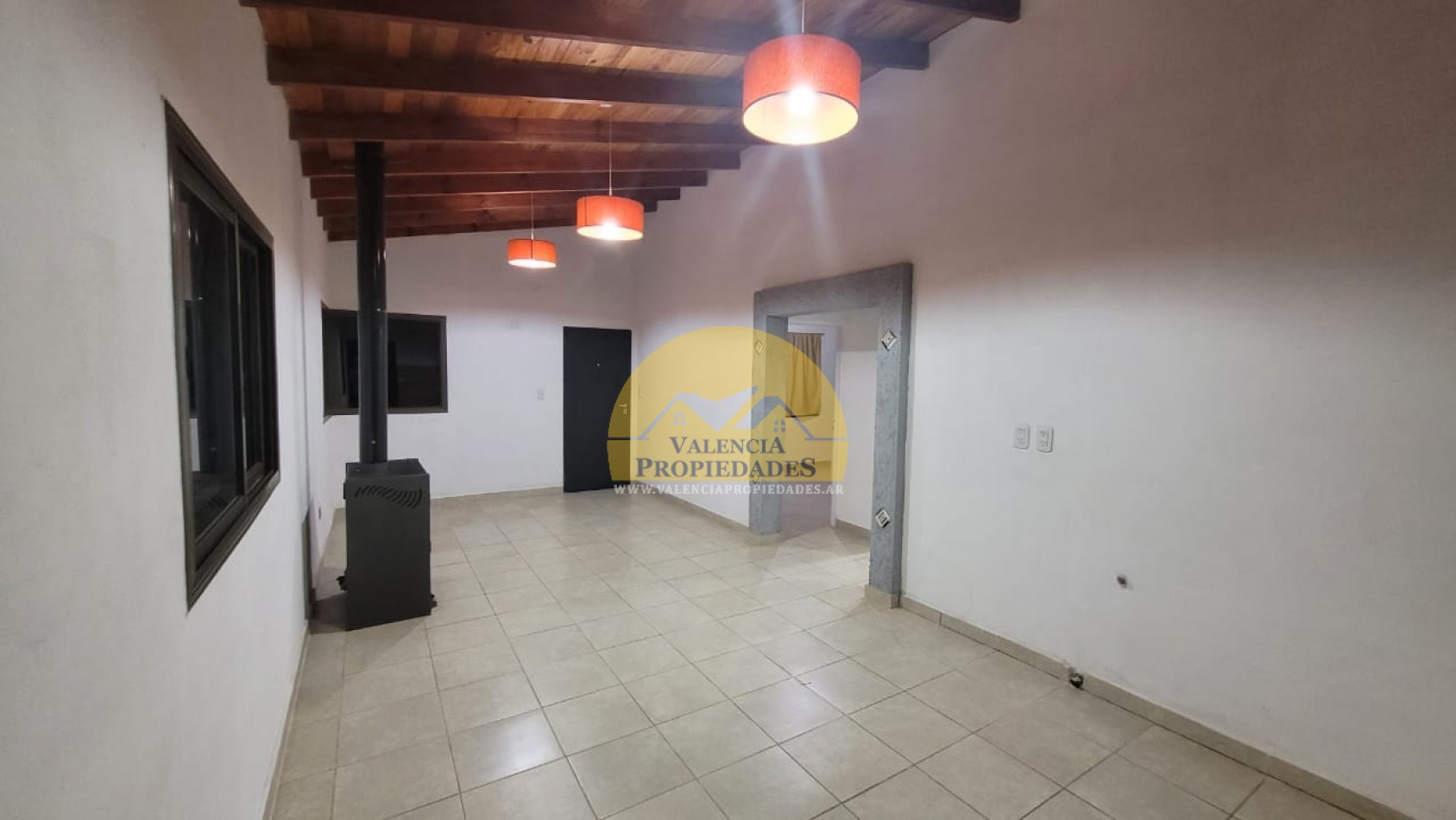 Casa a estrenar 3 ambientes balcon aterrazado y parrilla con amplia vista El Torreon