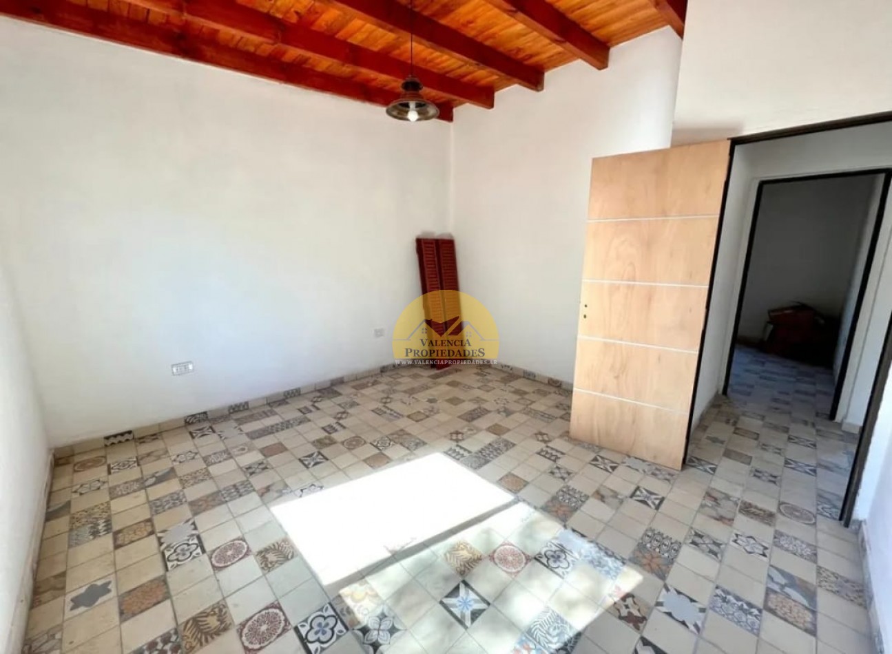 VENTA CASA A ESTRENAR 3 AMBIENTES SOBRE ESQUINA EN AMPLIO LOTE A METROS ARROYO AMBOY
