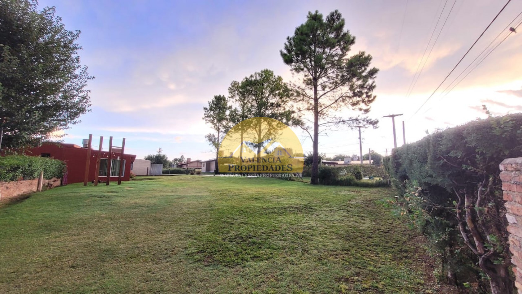 2 Departamentos con amplio parque y piscina muy proximo a centro Villa del Dique