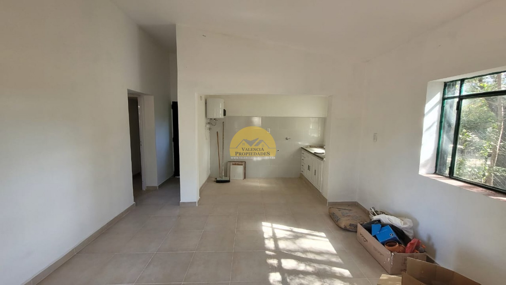 CASA RECICLADA A NUEVO 2 AMBIENTES VILLA RUMIPAL