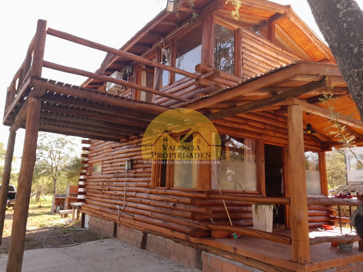 VENTA CABAÑA DE TRONCOS CALAMUCHITA