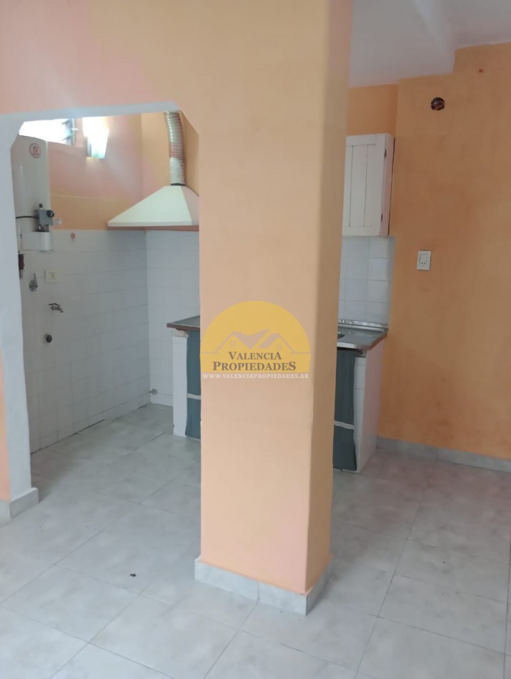 ALQUILER PERMANENTE 3 AMBIENTES FRENTE A HOSPITAL MISERICORDIA GUEMES IDEAL ESTUDIANTES PH CON PATIO