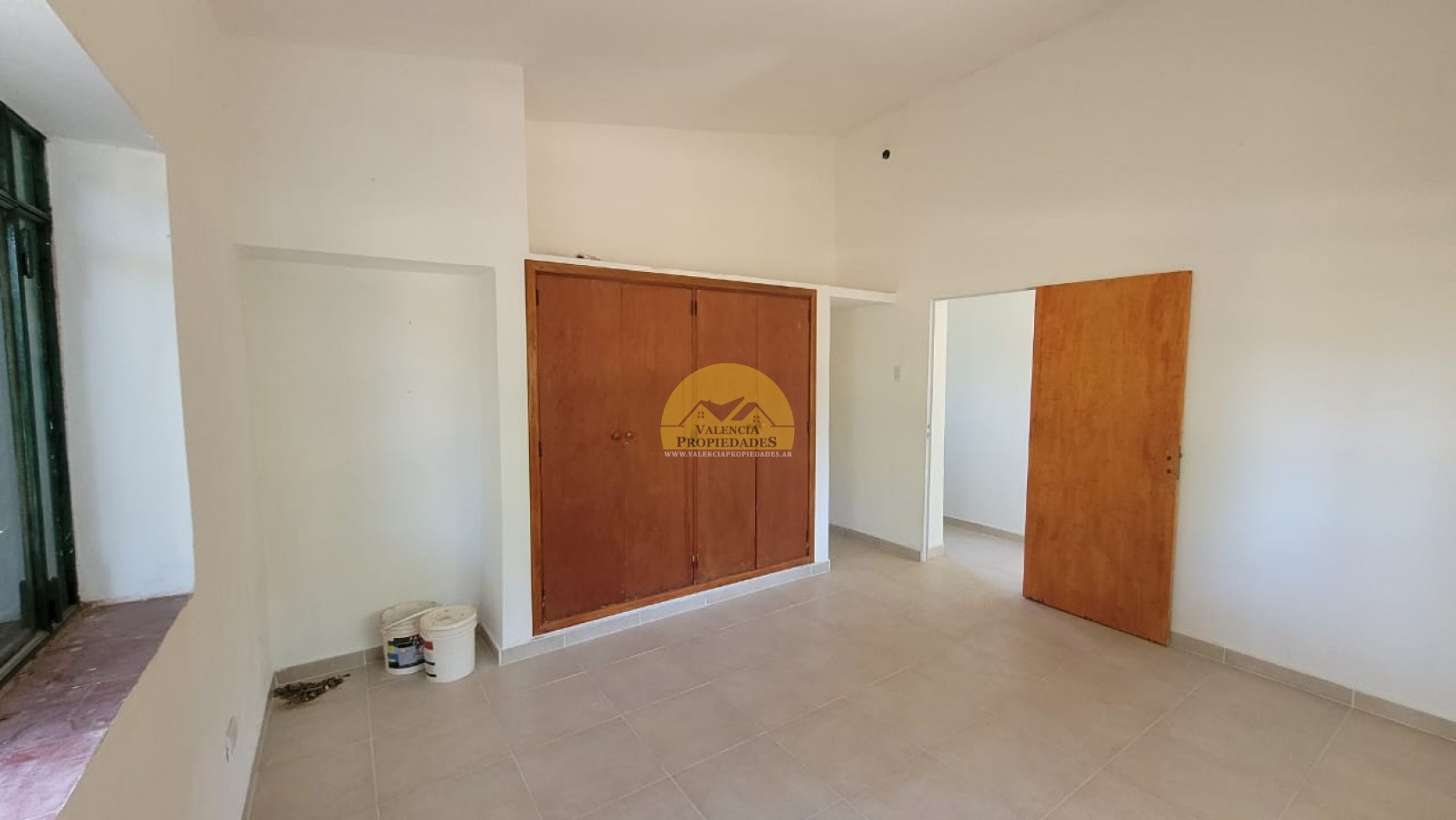 CASA RECICLADA A NUEVO 2 AMBIENTES VILLA RUMIPAL
