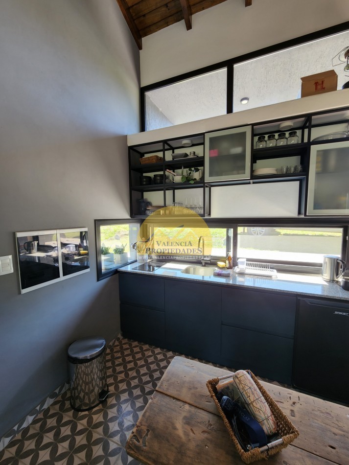 VENTA Espectacular FRACCION DE TERRENO DE 2 hectareas con casa amoblada y equipada mas Mega galpon con recepcion, vivienda y taller VILLA YACANTO DE CALAMUCHITA