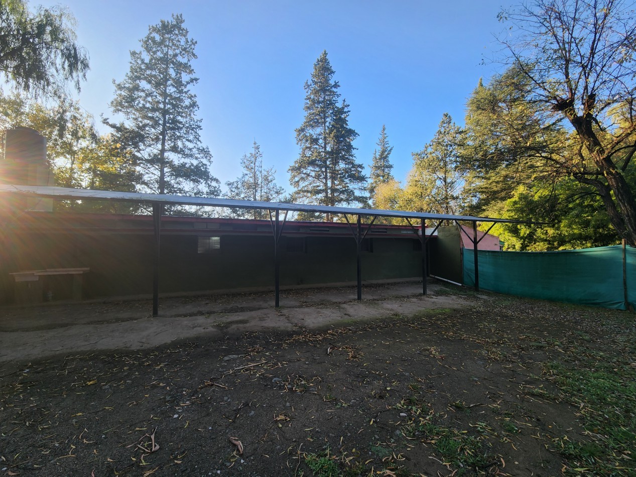 VENTA COMPLEJO DE DEPARTAMENTOS CON AMPLIO PARQUE Y ASADORES A METROS DEL RIO EN SANTA ROSA DE CALAMUCHITA