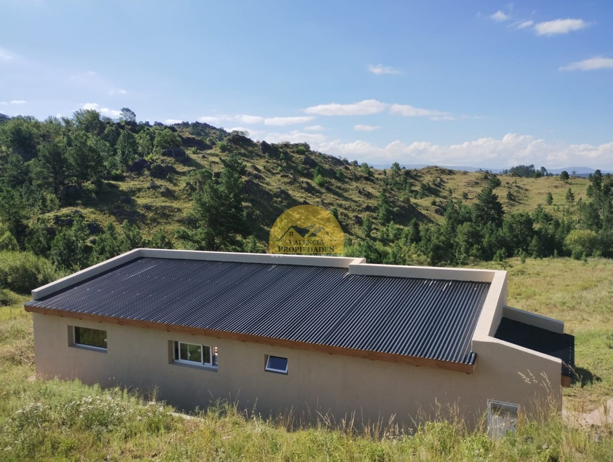 VENTA FRACCION DE CAMPO 5 HECTAREAS ATRAVESADAS POR ARROYO APTO VIÑEDO CON CASA A ESTRENAR 1 DORMITORIO EL DURAZNO CALAMUCHITA