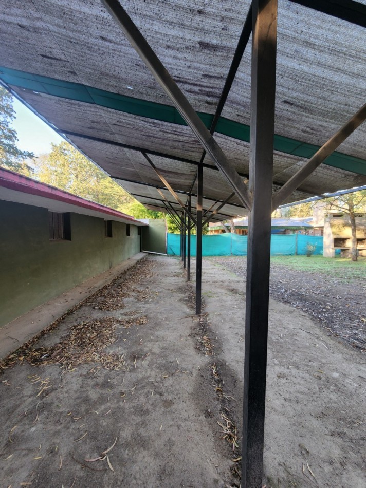 VENTA COMPLEJO DE DEPARTAMENTOS CON AMPLIO PARQUE Y ASADORES A METROS DEL RIO EN SANTA ROSA DE CALAMUCHITA