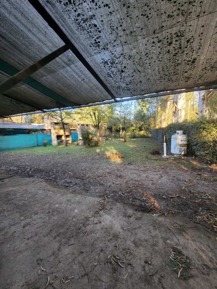 VENTA COMPLEJO DE DEPARTAMENTOS CON AMPLIO PARQUE Y ASADORES A METROS DEL RIO EN SANTA ROSA DE CALAMUCHITA